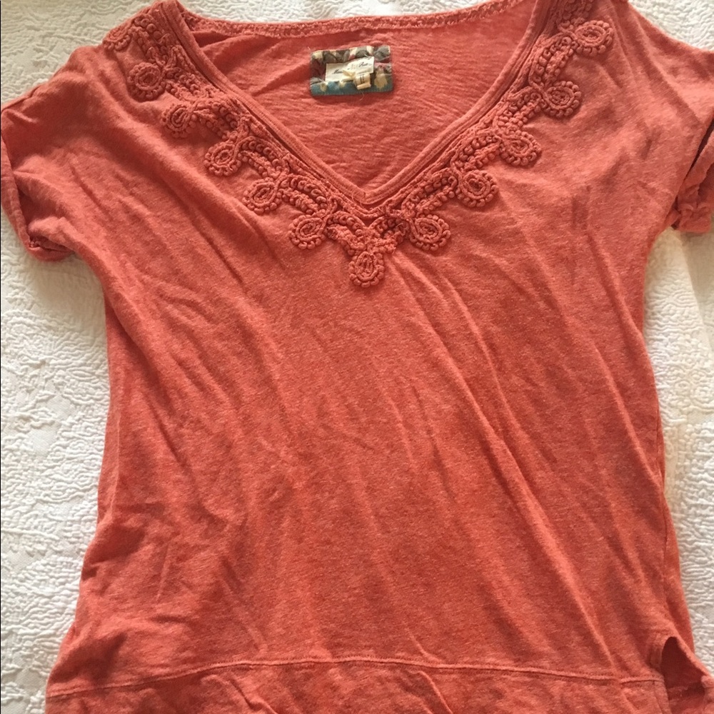 Meadow Rue salmon colored cotton t-shirt