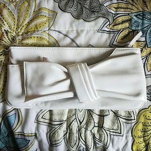 White clutch