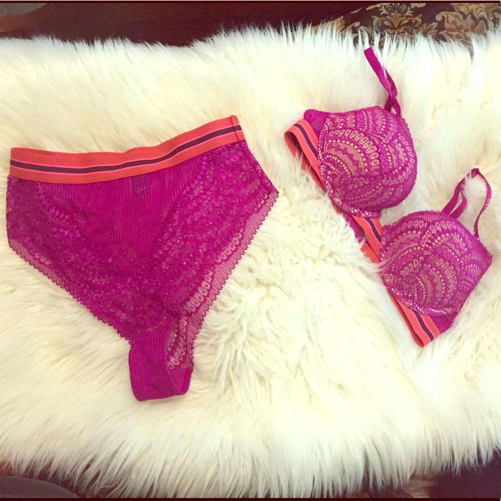 VS High Waisted Bra & Panty Set
