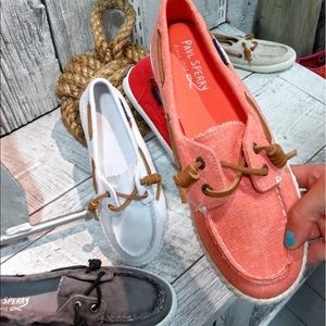 Sperrys Sayel Away Coral Boat Shoes