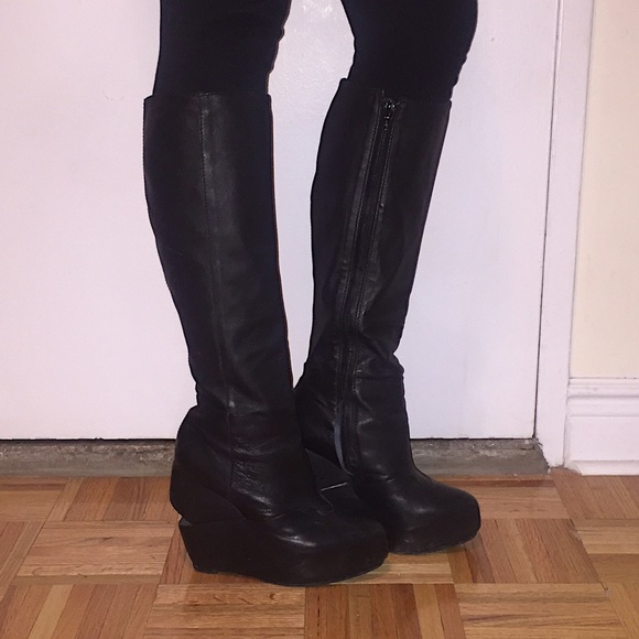 All Saints Shoes - ALL SAINTS Savitr Black Leather Cut-Out Wedge Boot