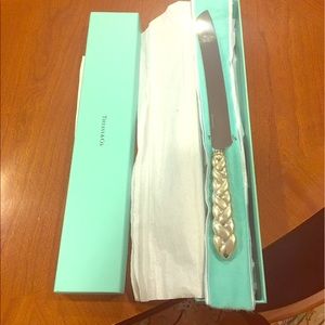 Tiffany & Co. braided bread knife 12.75in