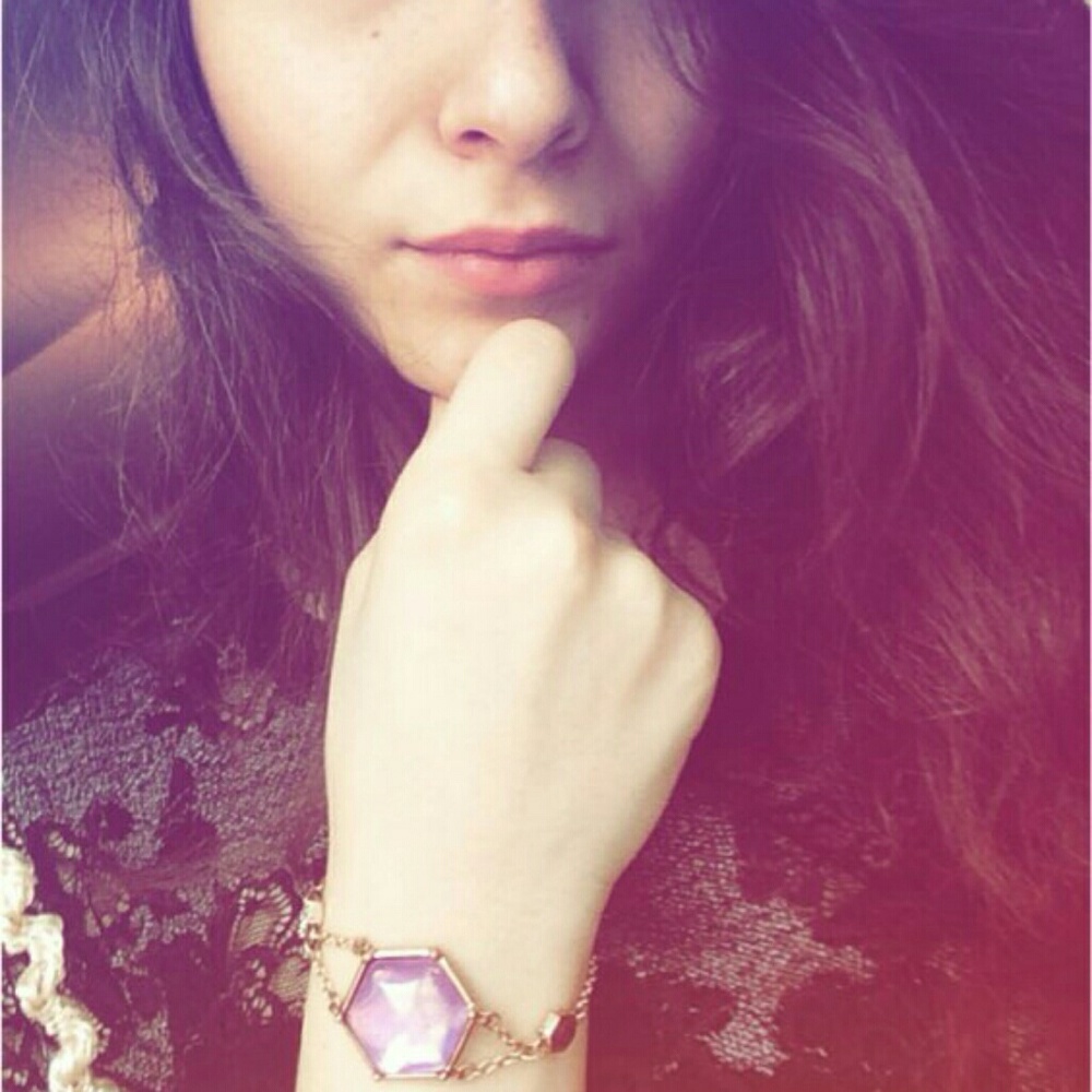 Hexagon Purple Faceted Gem Stone Gold Bracelet - Picture 4 of 8