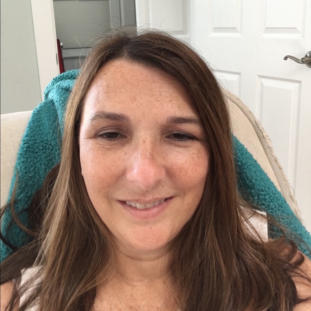 Meet your Posher, Christie