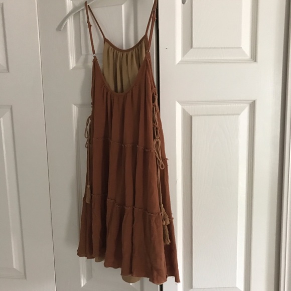 Dress - Picture 3 of 4