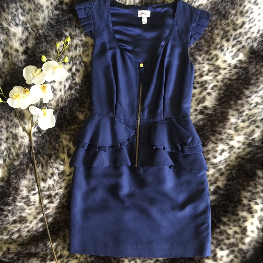 NWOT! Temperly London Navy Peplum dress size 4