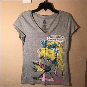 Im having a barbie party shirt size L/XL