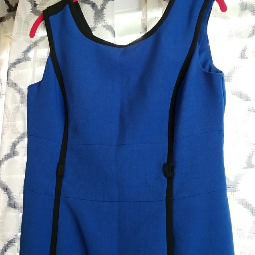 Dress - Picture 3 of 6
