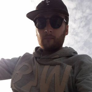 Meet your Posher, Cody