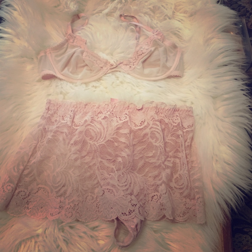 VS Bra & Panty/Skirt Set