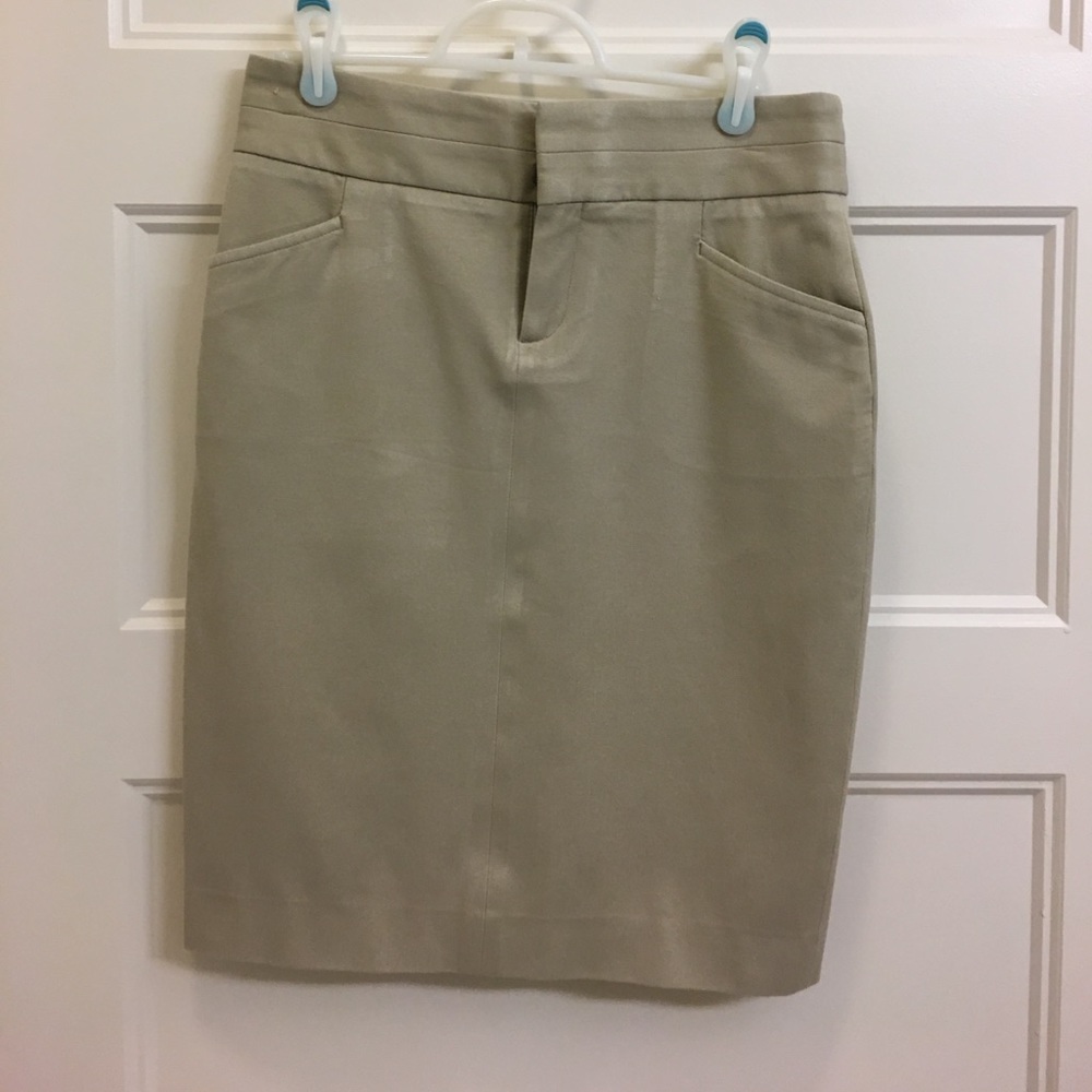Banana Republic pencil skirt, size 0