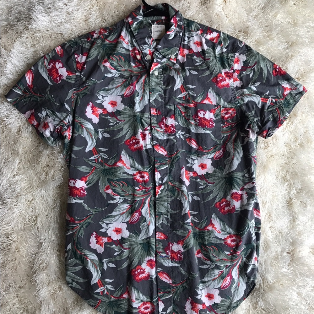 Gap shirt