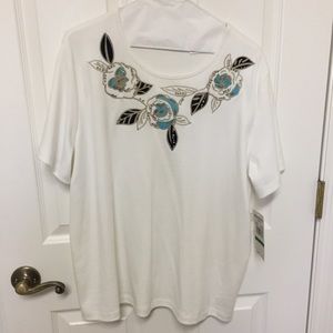 NWT Ladies embellished Knit top