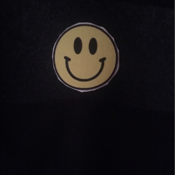 HFS SMILE SHIRT! - Picture 2 of 4