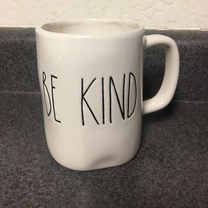 Rae Dunn be kind mug