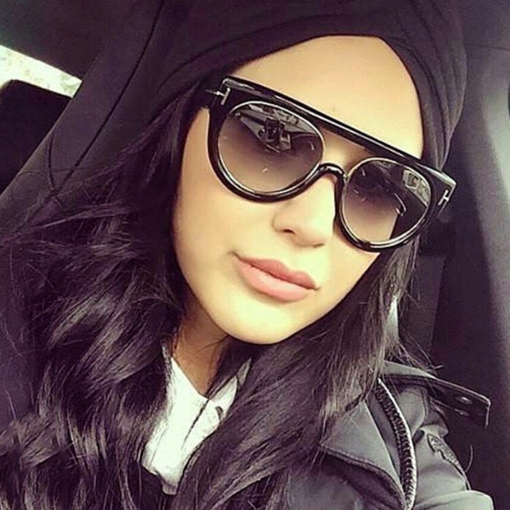 Tom Ford Sunglasses - Picture 4 of 4