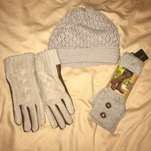 New Tan hat, boot socks and glove set.