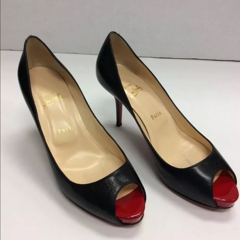 🚫SOLD🚫 Louboutin Very Prive Peep Toe Pumps