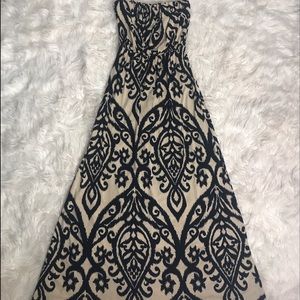 Maxi Black and Tan Damask Print Strapless Dress