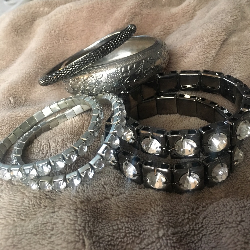 BRACELET BUNDLE