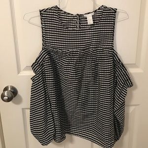 H&M black and White off the shoulder top