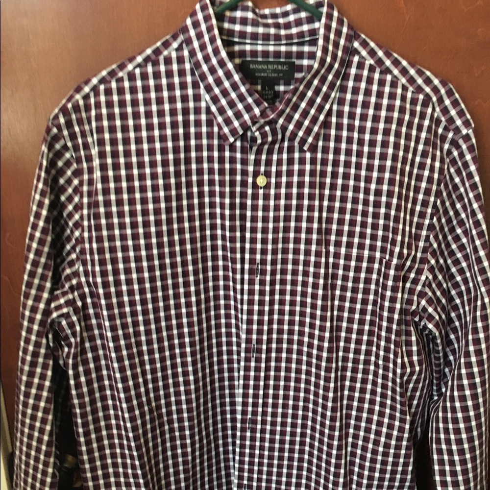 Never worn! Men's banana republic shirt!