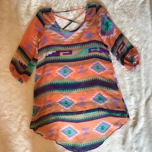 Hi-low Aztec shirt with open back size S