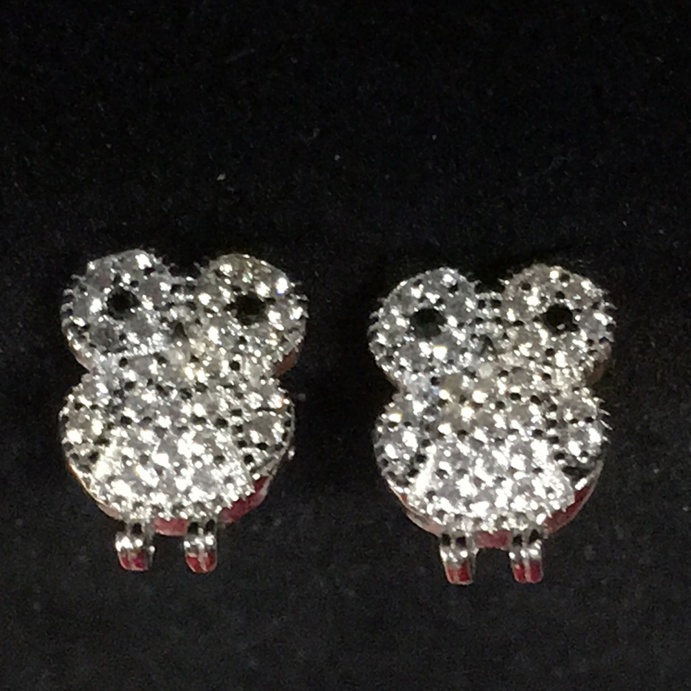 Sterling silver Cubic zirconia earrings