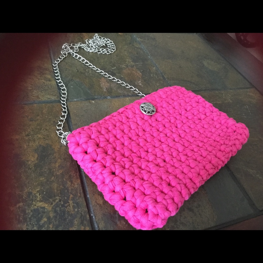 Brand New  T-Shirt yarn Crossbody bag - Picture 2 of 3