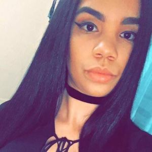 Meet your Posher, Thalia