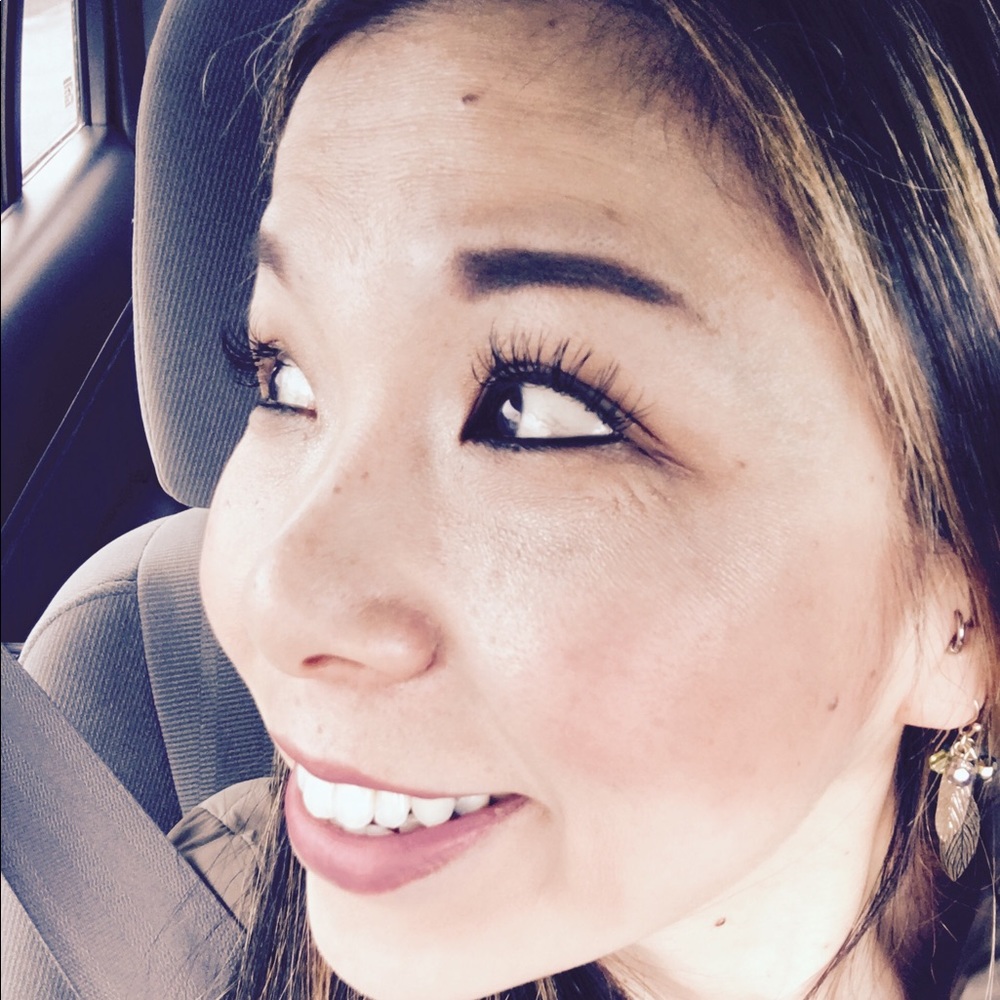 Meet your Posher, Luna