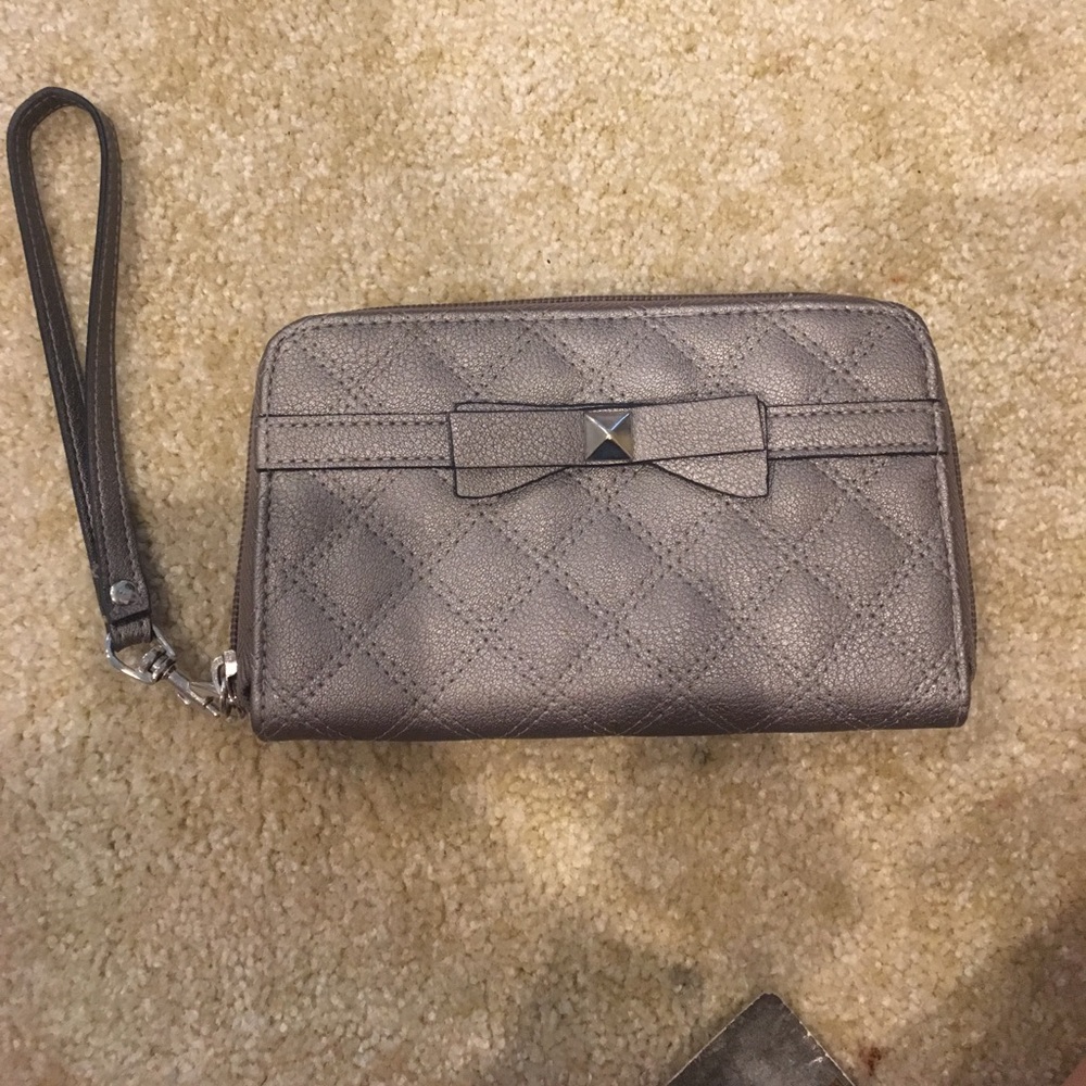 AMERICAN EAGLE WRISTLET AND PHONE HOLDER