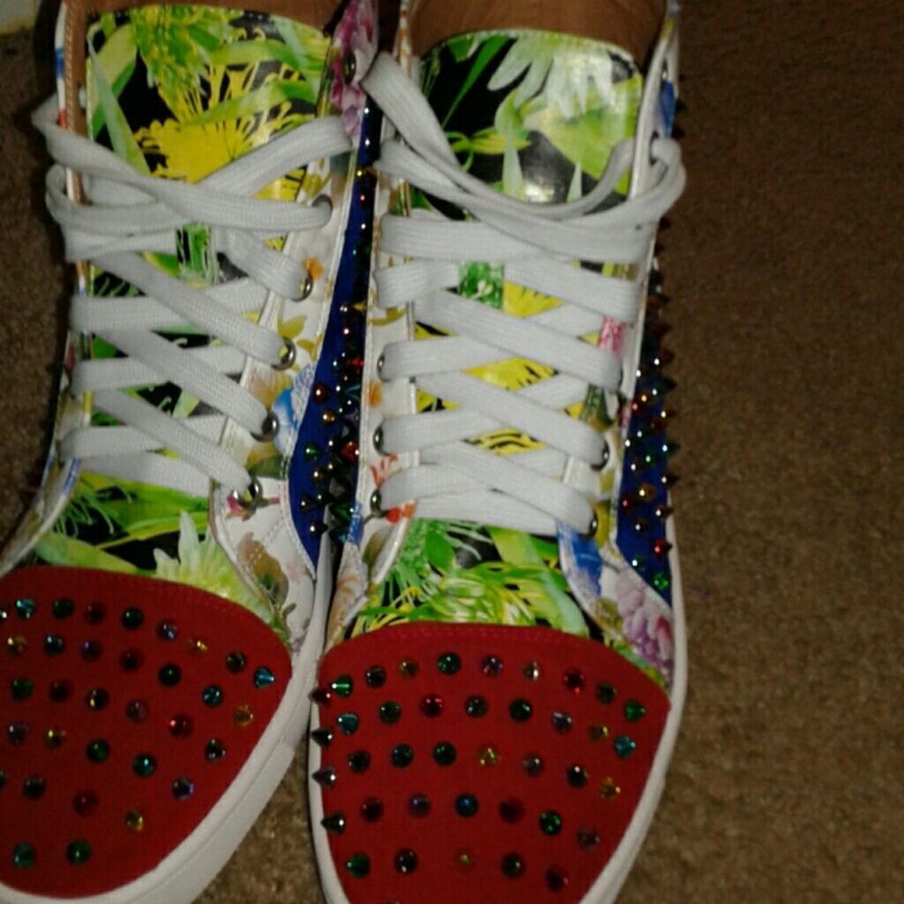Spiked shoes