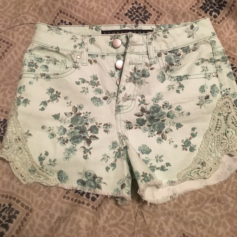 Mint floral shorts