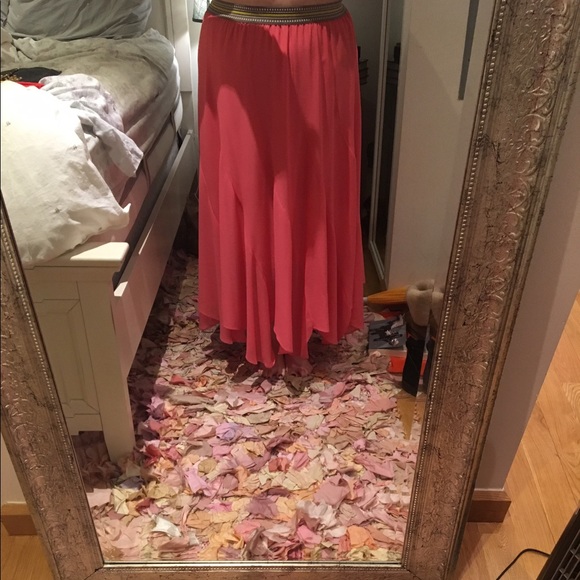 Coral maxi skirt with ruffled bottom - Picture 4 of 7