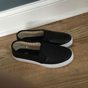 Awesome black loafers