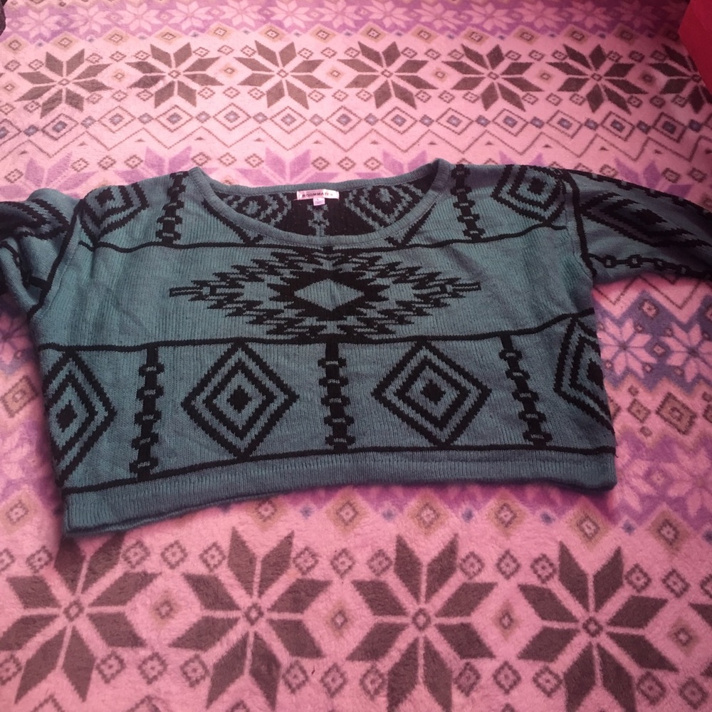 Black turquoise Sweater Crop top