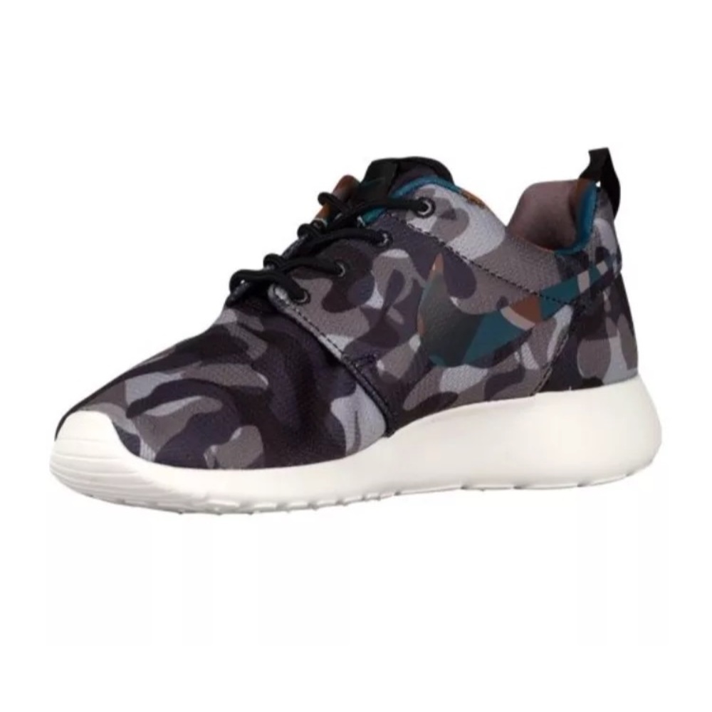 Nike Roshe One Grey Camo print rosherun 6/6.5