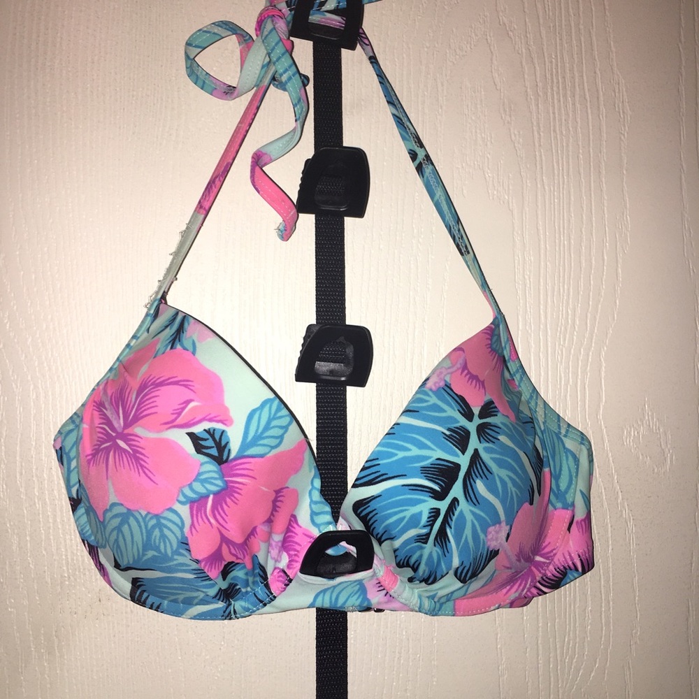 Bikini top