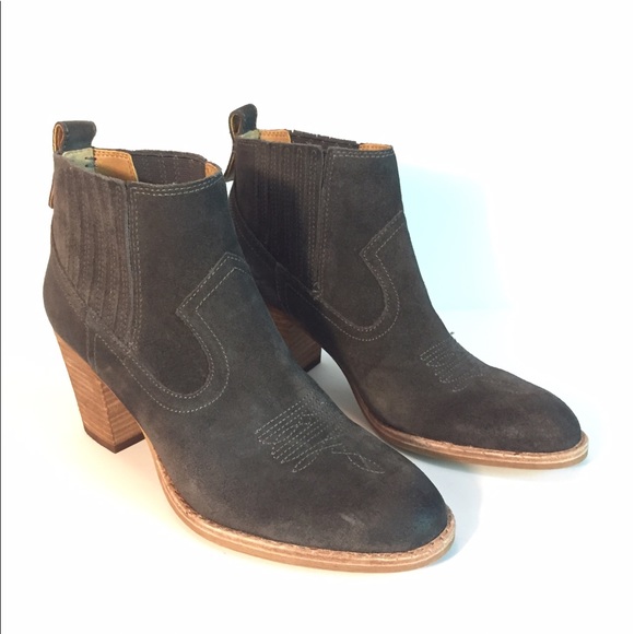 **SOLD** NWOB Dolce Vita Jones suede boot Sz 7.5 - Picture 2 of 7