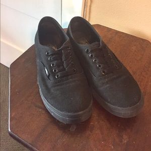 All Black Vans Authentic Slim