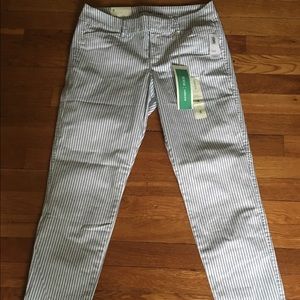 Size 4 seersucker ankle