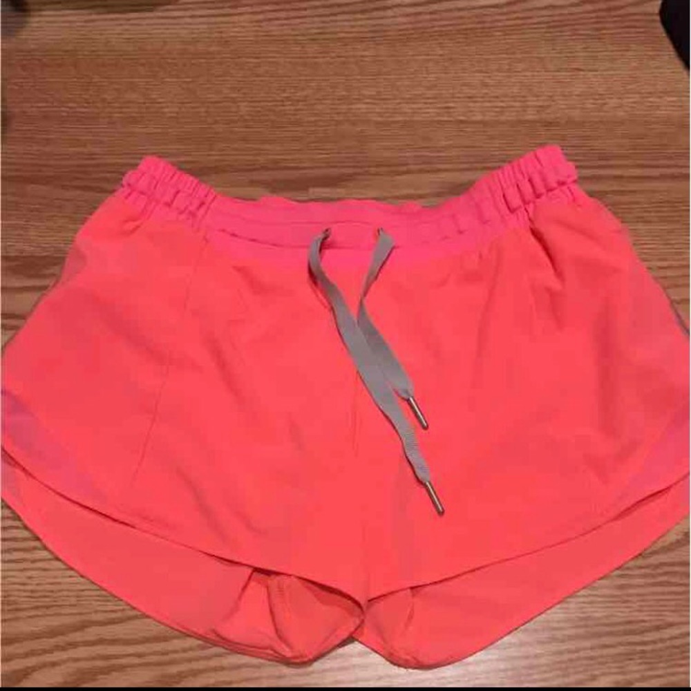 Lululemon Hotty hot long Sz6