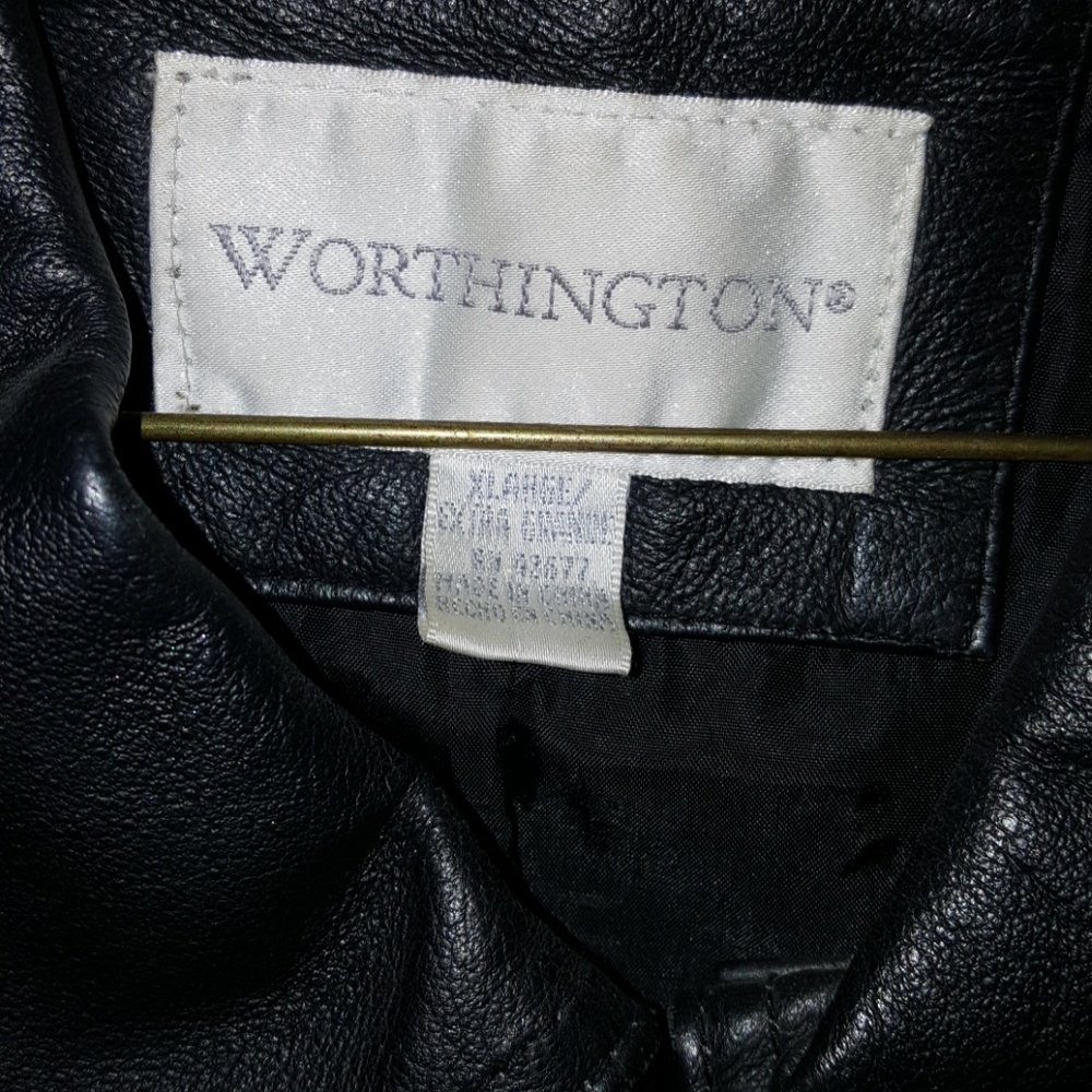LEATHER JACKET - Picture 2 of 3
