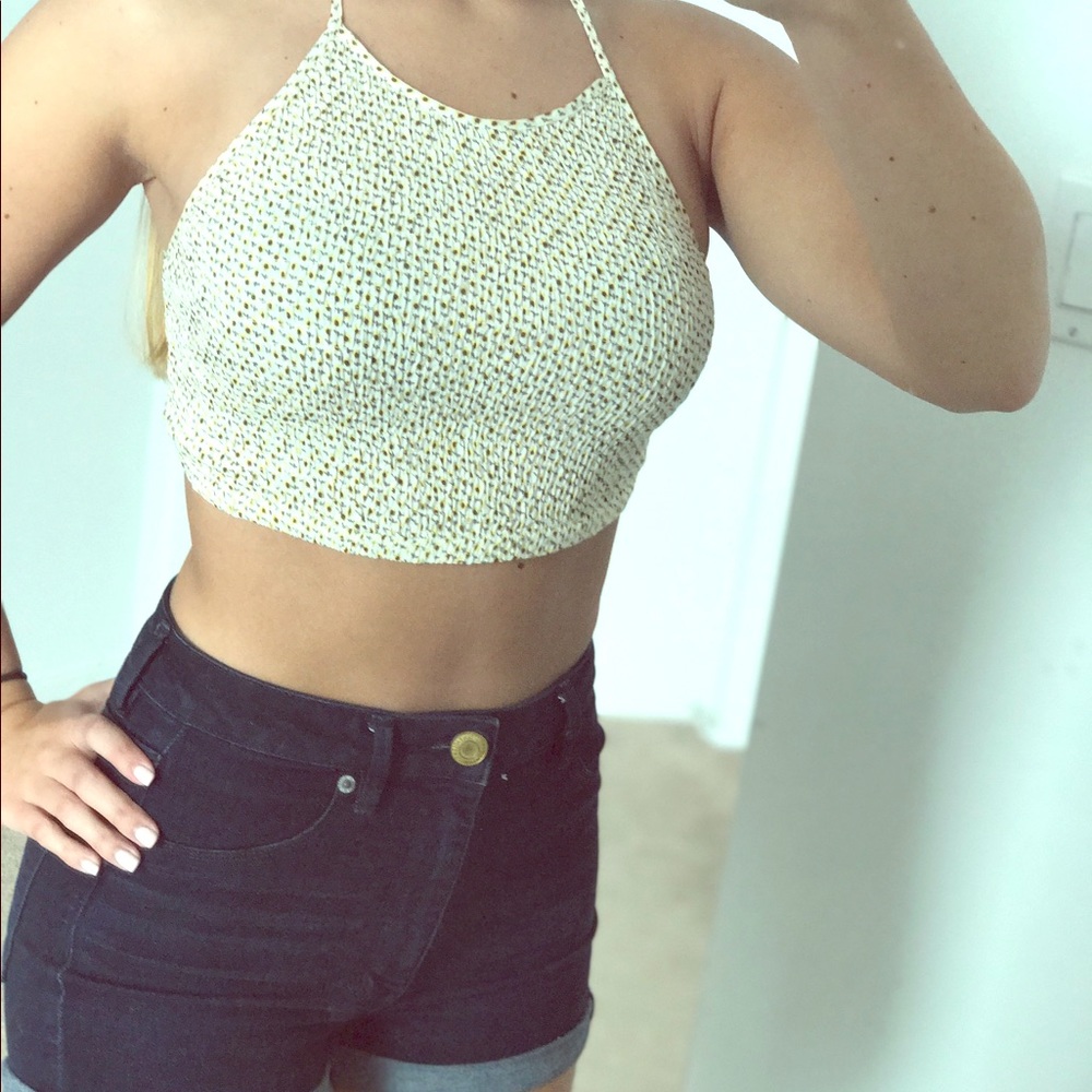 Urban Outfitters - Sunflower crop top - size S