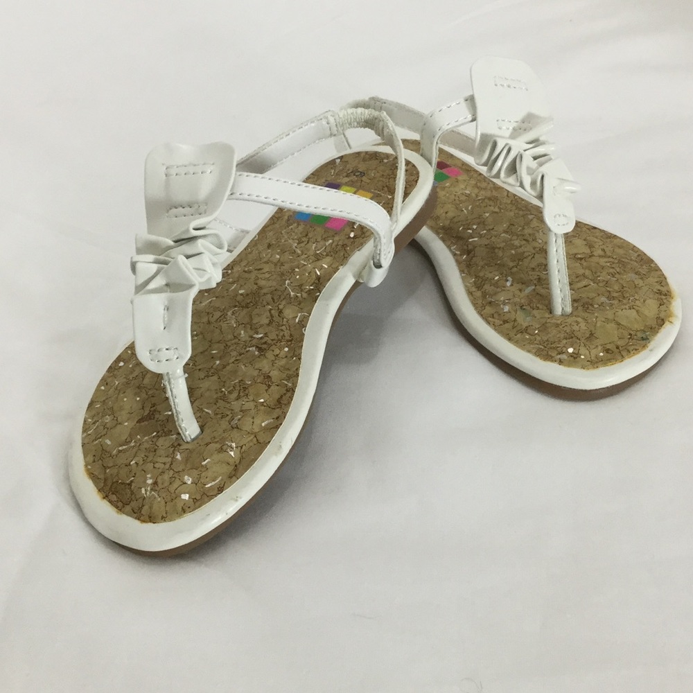toddler white Sandals size 6