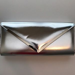 Aldo Clutch
