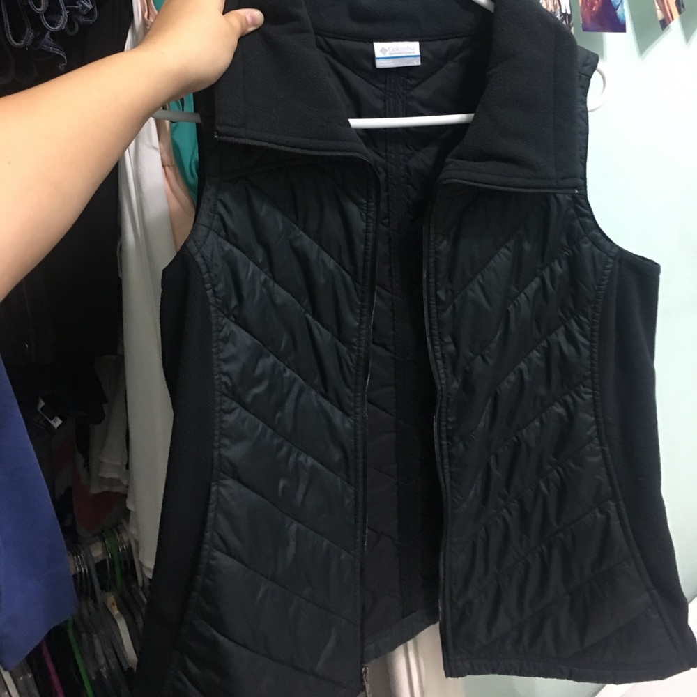 Columbia vest