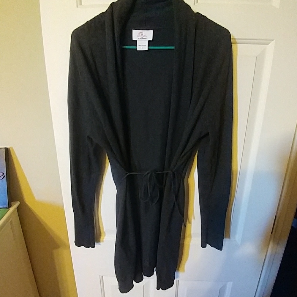 Maternity cardigan