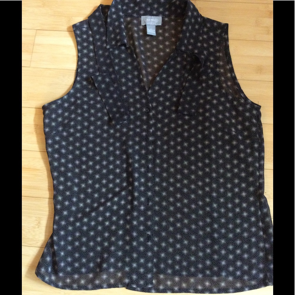 Sheer sleeveless blouse with removable tie